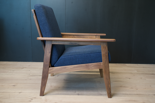 Encore Magnetic Armchair - PRE ORDER NOW!