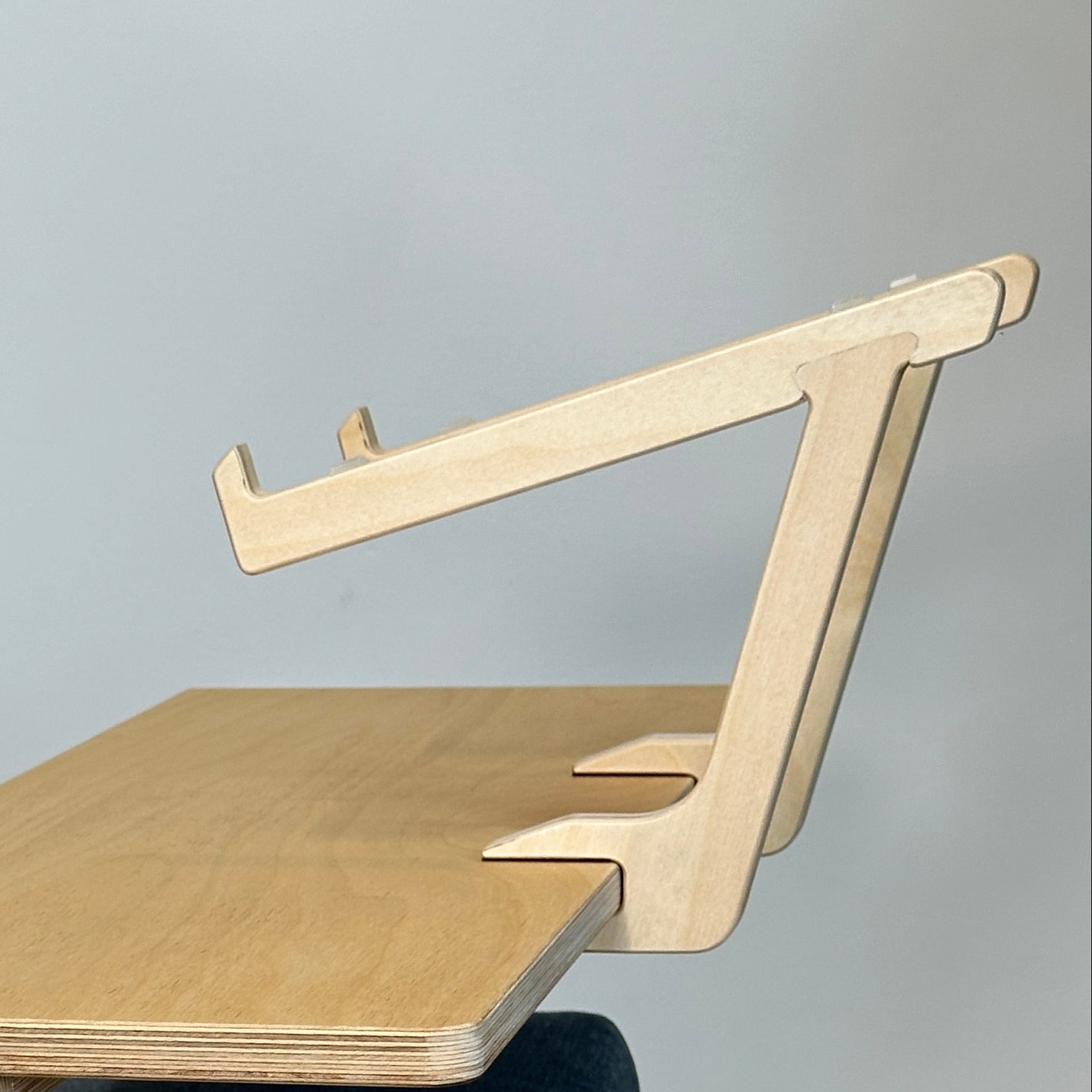 POÄNG Desk Laptop Riser – Bateman Labs