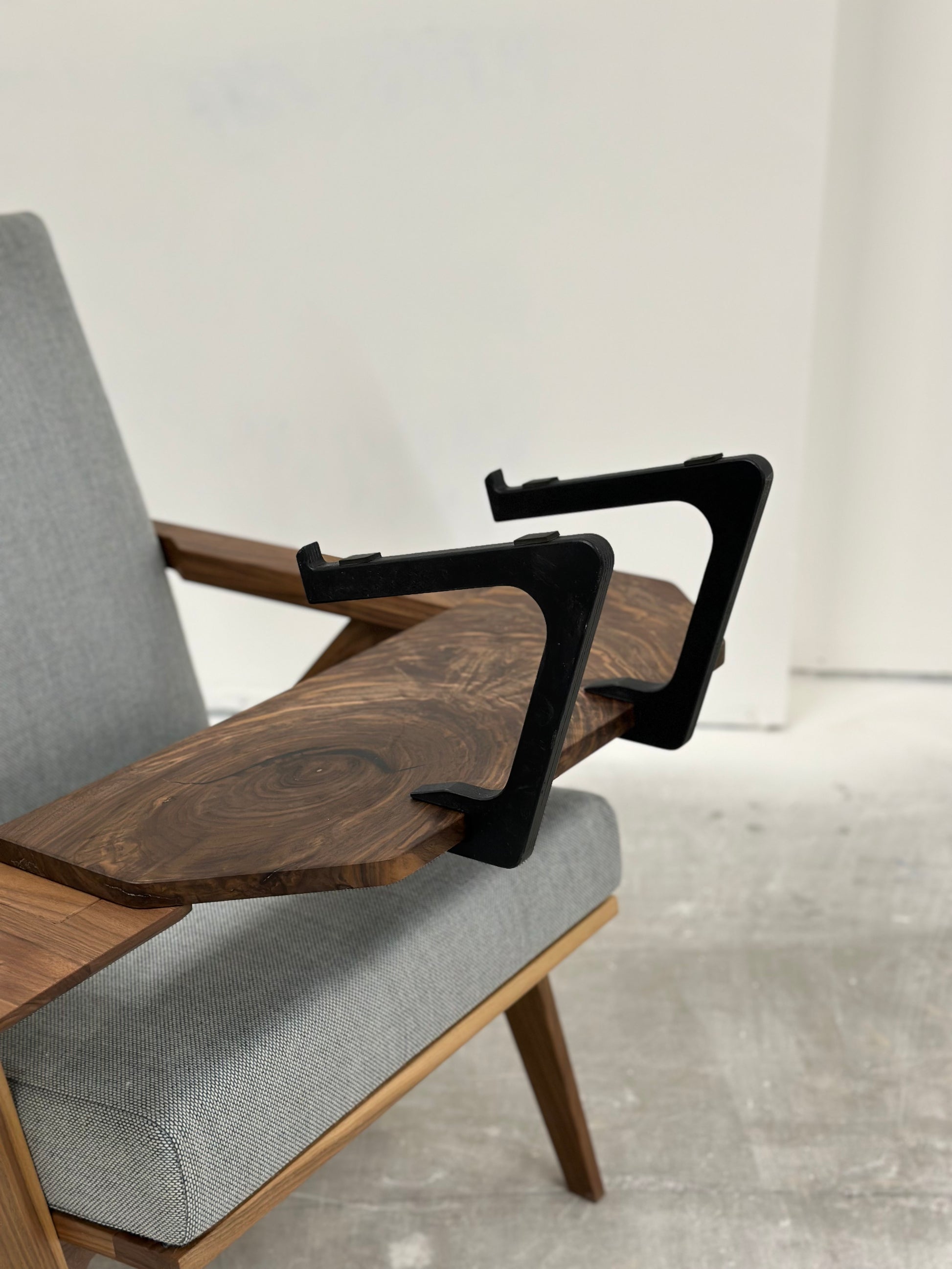 Envy Laptop Riser – Bateman Labs